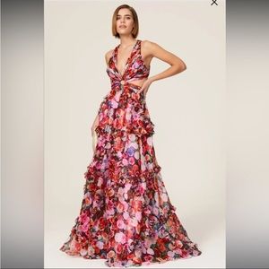 leena for Mac Duggal Floral Twist Back Gown Pink
Size 10